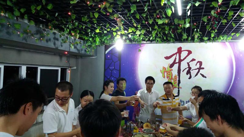 中秋庆团圆 相聚在8868体育官网首页入口